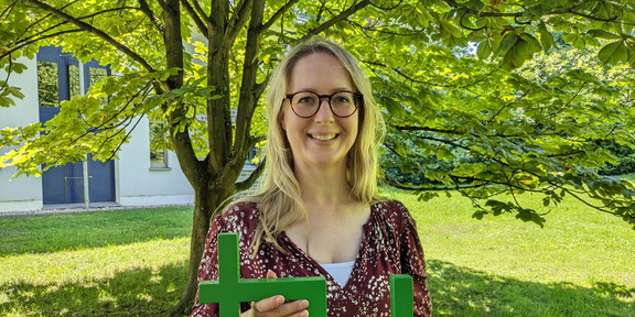 Dr. Maria Verena Peters